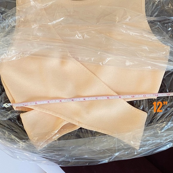 JONATHAN SIMKHAI LIGHT PEACH KNIT CUT OUT CROSSOVER CROP TANK TOP - Picture 9 of 10